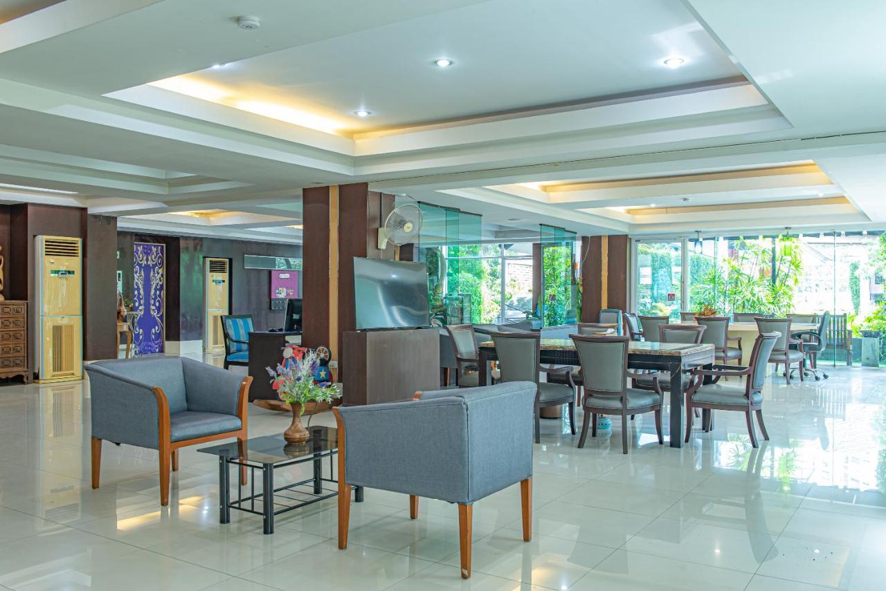 The Wing Design Hotel Bangkok Exterior foto