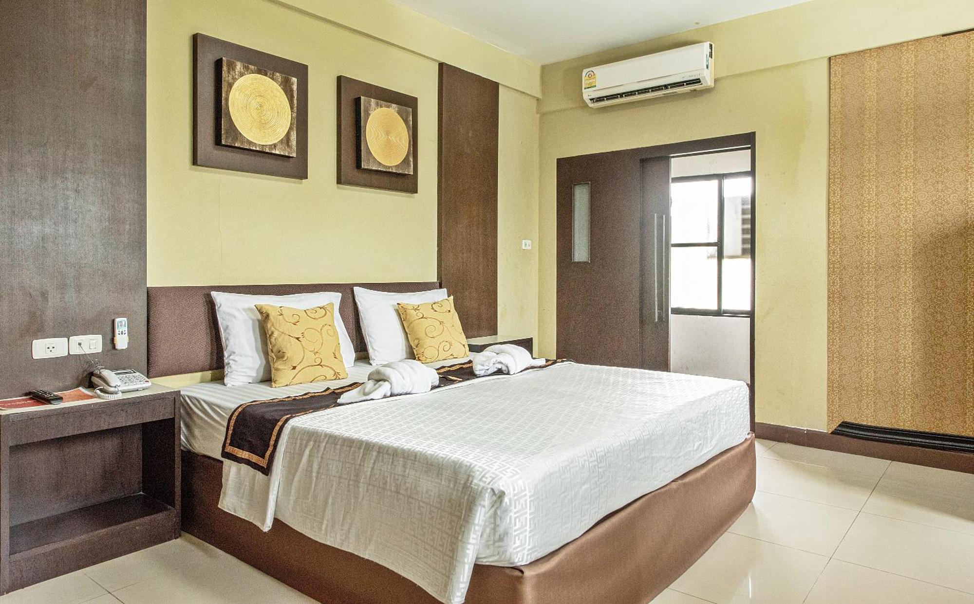 The Wing Design Hotel Bangkok Exterior foto